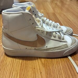 Nike Blazer White Pink Sneaker Women's Shoe Size 6
